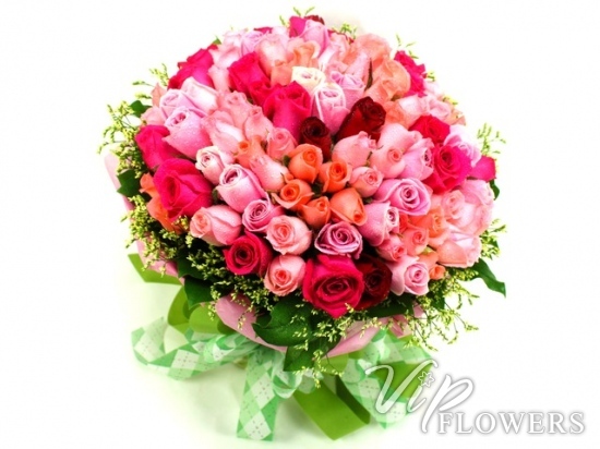 BIG_ob_IMG5_1351278378151_Fancied-in-Pink--99-Rose-Bouquet-~PIC0006837v2.jpg