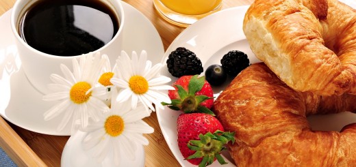 good_morning_breakfast_strawberry_bakery_hd-wallpaper-1617594-520x245.jpg