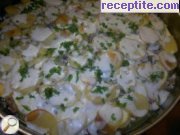 Ястие с тиквички, картофи и гъби на фурна